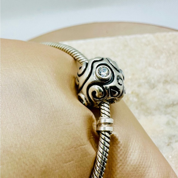 EUC Pandora 790869CZ Sterling Silver Large Day Dream Charm w/ Clear Zirconia - Picture 5 of 13